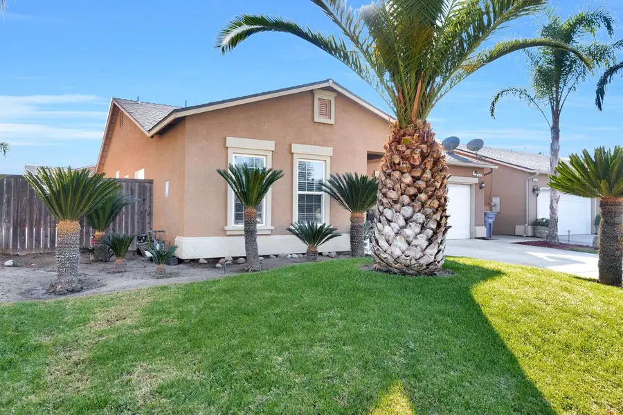 8460 Foothill Avenue, Parlier, CA 93648 - Image #3