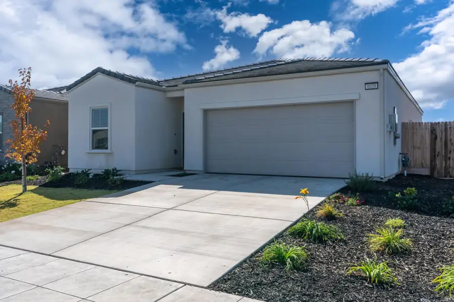 1020 Wayfarer Lane, Madera, CA 93636 - Image #2