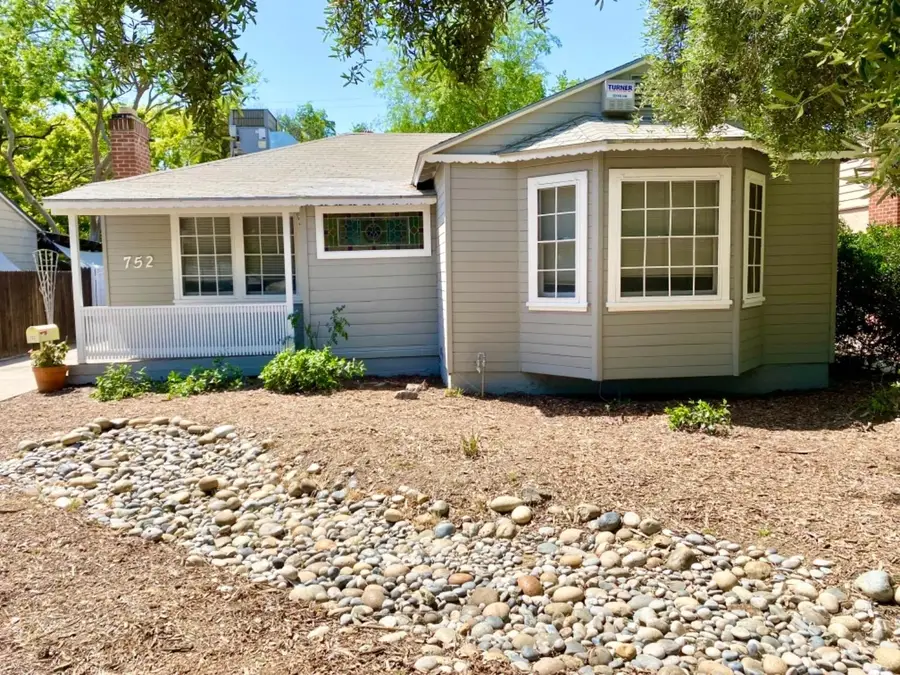 752 E Garland Avenue, Fresno, CA 93704 - Image #2