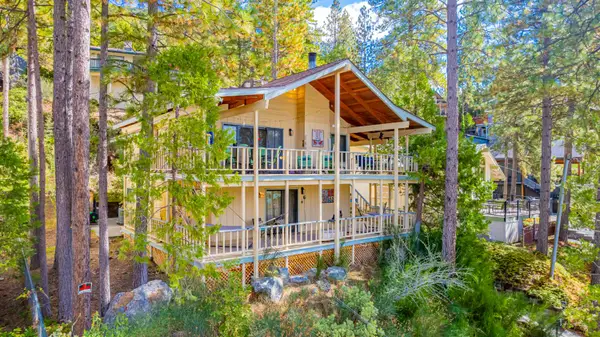 37739 Shoreline Drive, Bass Lake, CA 93604
