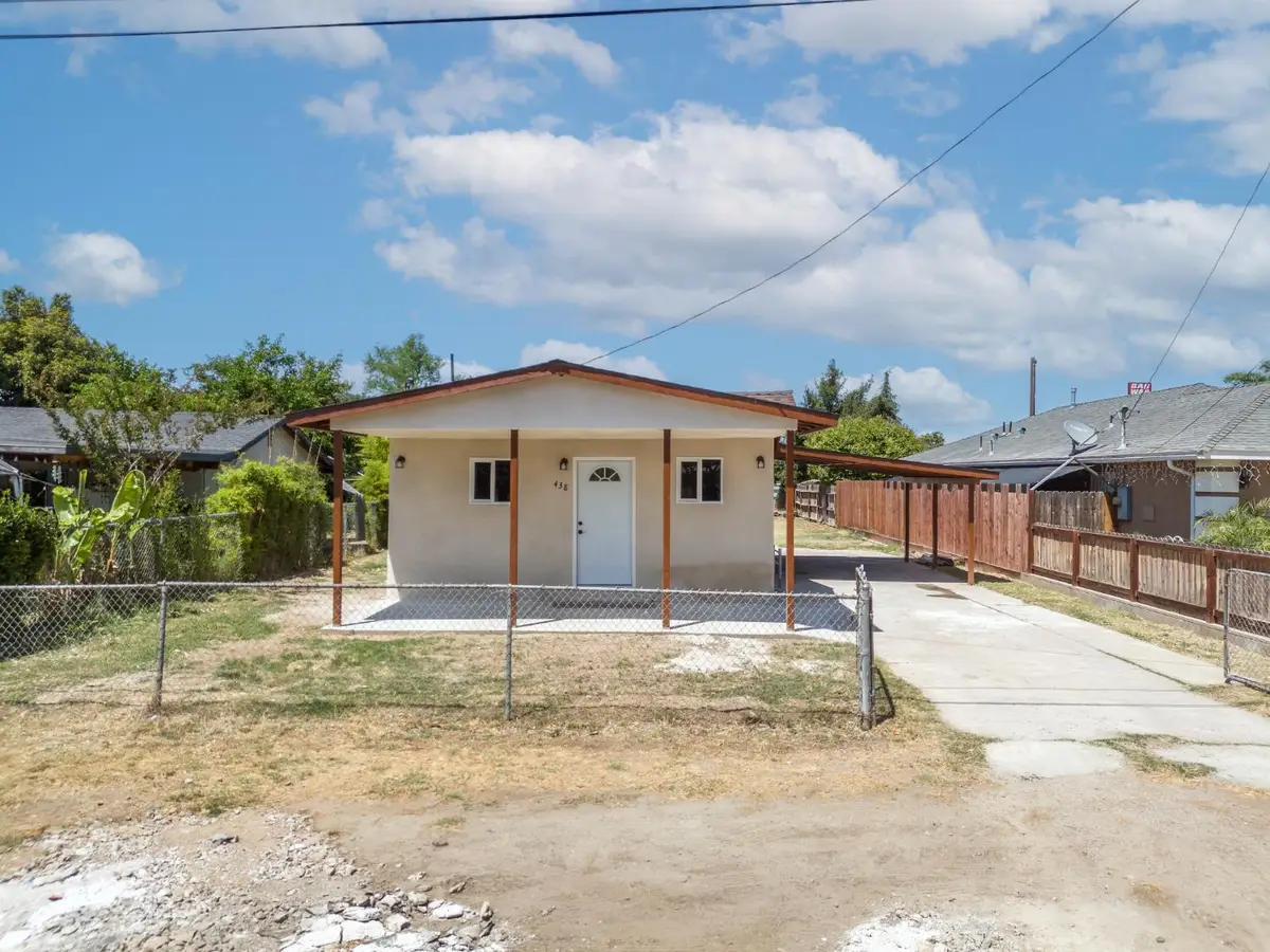 438 E Cedar Avenue, Earlimart, CA 93219 - Image #1