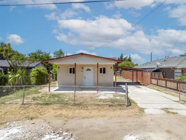 438 E Cedar Avenue, Earlimart, CA 93219