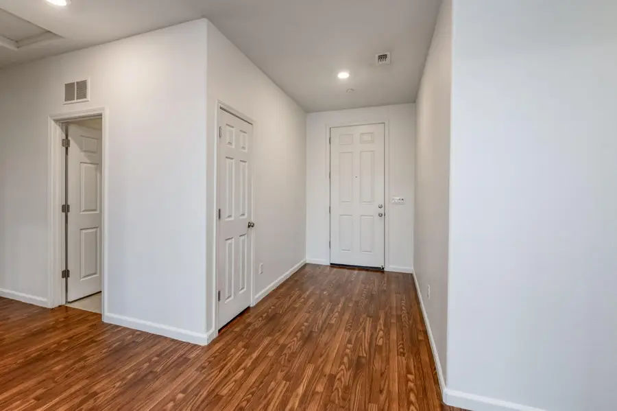 7216 E University Avenue, Fresno, CA 93737 - Image #2