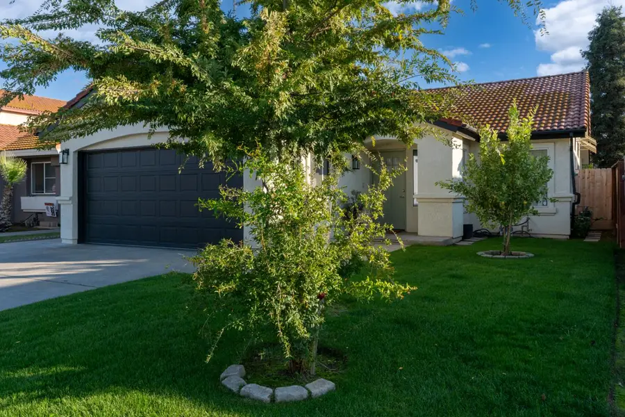4239 W Cambridge Avenue, Fresno, CA 93722 - Image #3