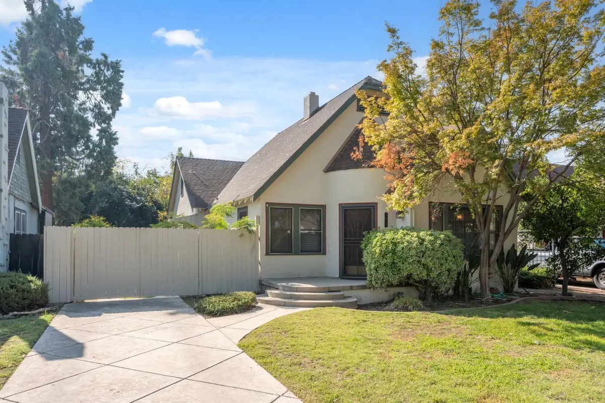 1010 E Vassar Avenue, Fresno, CA 93704 - Image #1