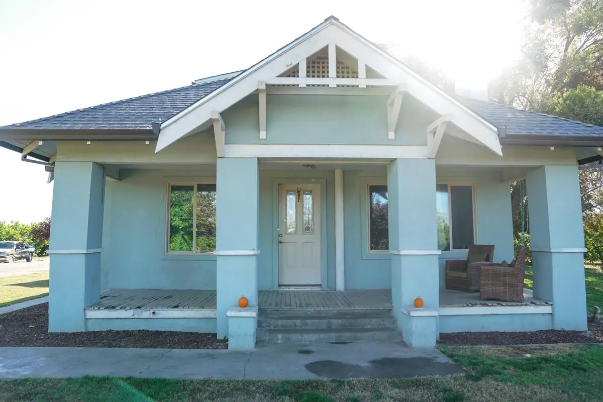 12647 E Clarkson Avenue, Kingsburg, CA 93631 - Image #1