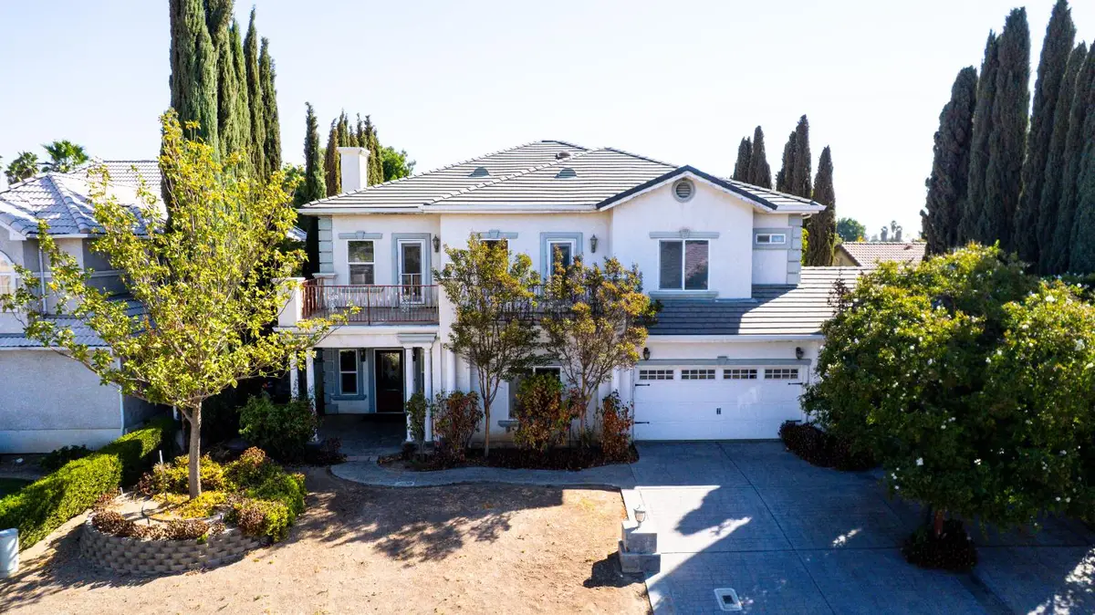 8360 Lakeshore, Chowchilla, CA 93610 - Image #1