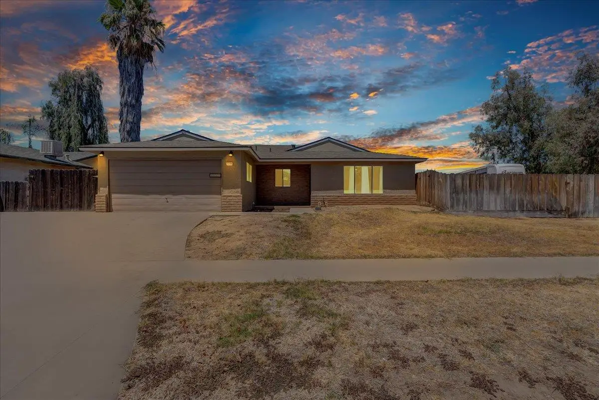 1110 W Bedford Avenue, Fresno, CA 93711 - Image #1