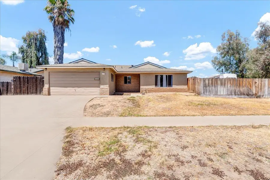 1110 W Bedford Avenue, Fresno, CA 93711 - Image #2