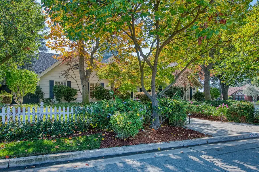 3659 W Spruce Avenue, Fresno, CA 93711 - Image #3