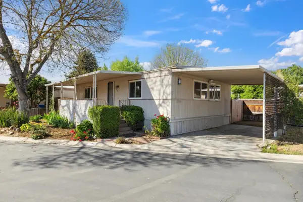 9360 N Blackstone Avenue #141, Fresno, CA 93720