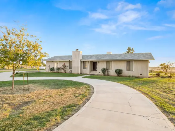13017 Violet Lane, Clovis, CA 93619
