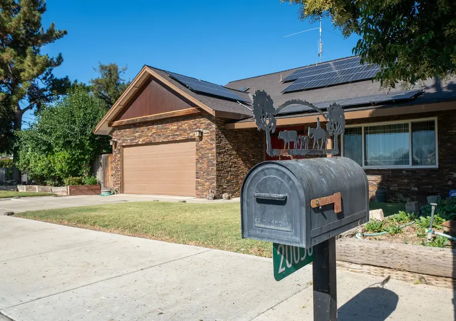 20058 Cardoza Rd, Los Banos, CA 93635 - Image #2