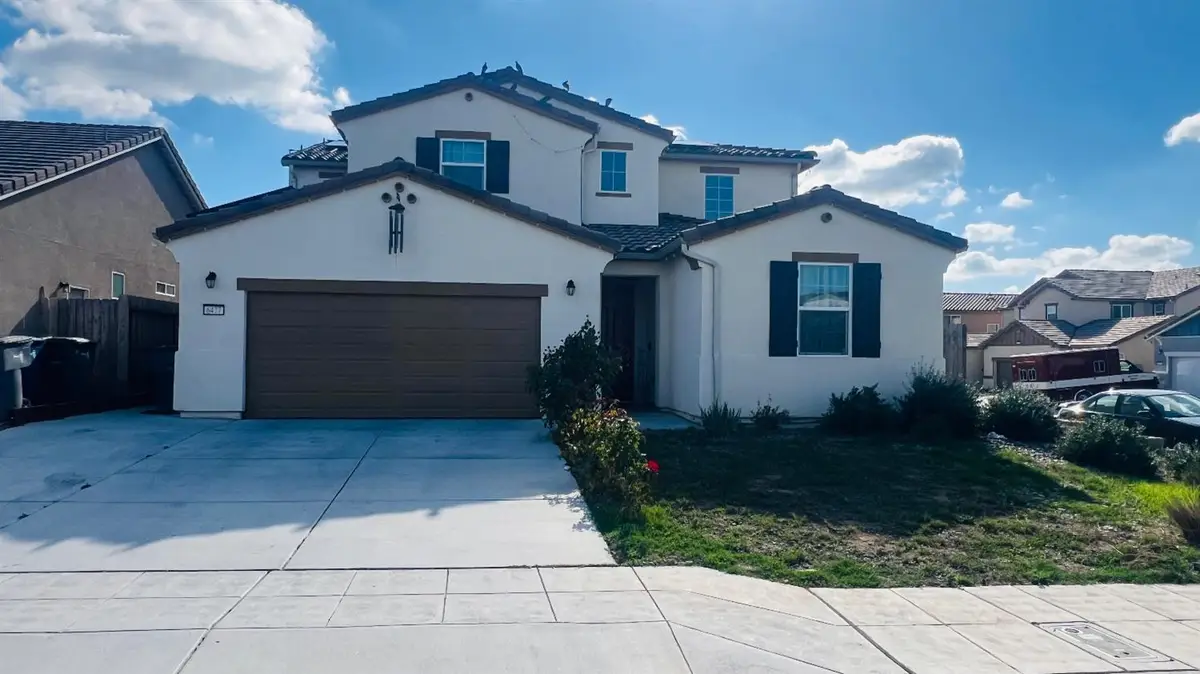 6477 W Santa Ana Avenue, Fresno, CA 93723 - Image #1