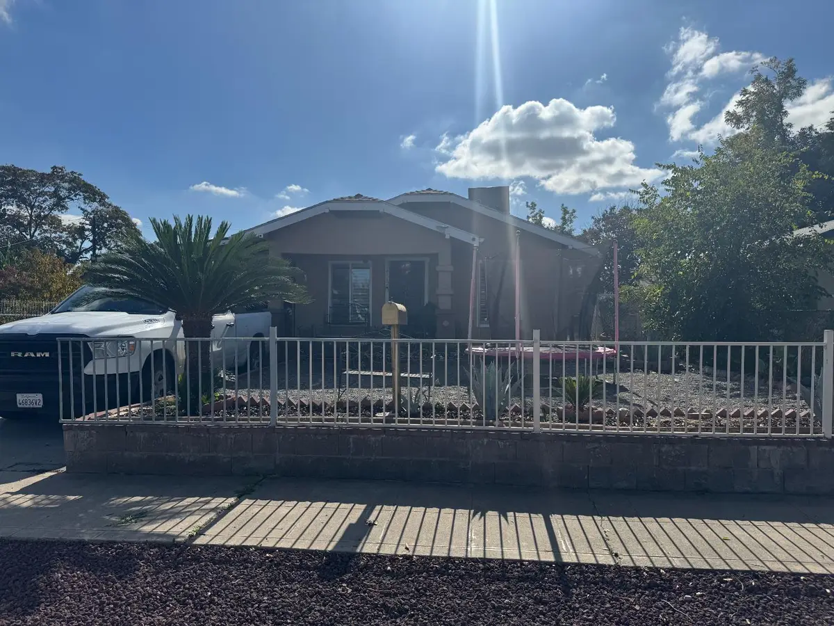 2112 E Hedges, Fresno, CA 93728 - Image #1