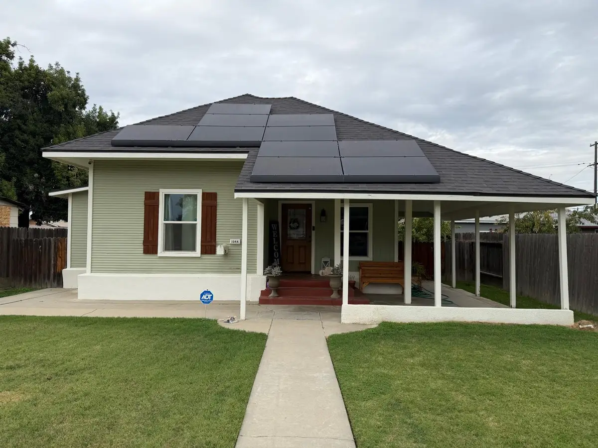 1044 K Street, Reedley, CA 93654 - Image #1