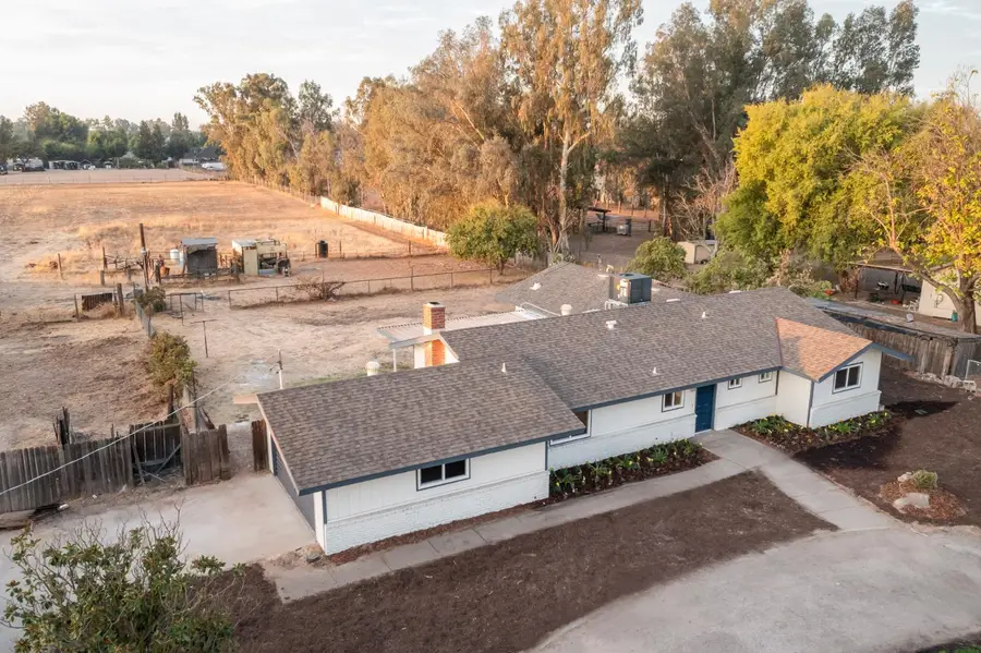 35720 Avenue 13 1/4, Madera, CA 93636 - Image #2