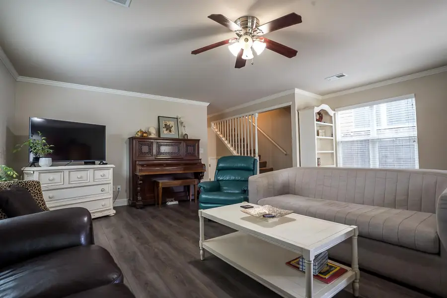 233 N College Avenue, Fresno, CA 93701 - Image #3