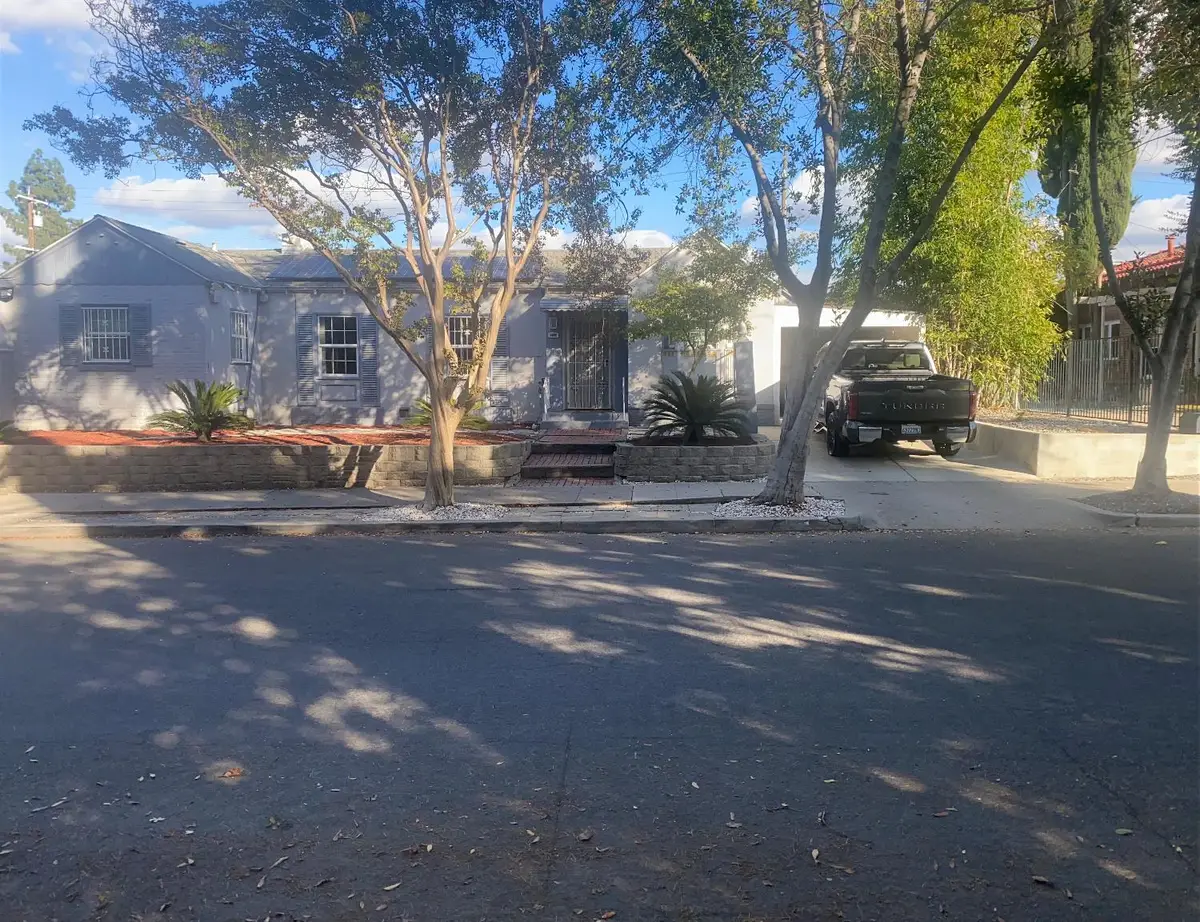 550 N Yosemite Avenue, Fresno, CA 93728 - Image #1