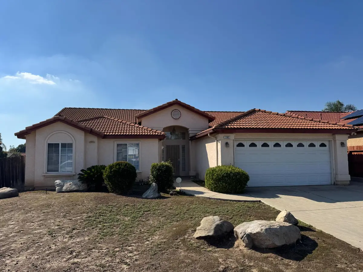 285 Claremont Avenue, Sanger, CA 93657 - Image #1