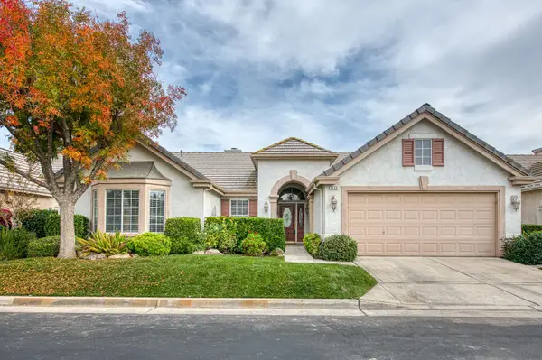 2140 W Rue St Michel, Fresno, CA 93711