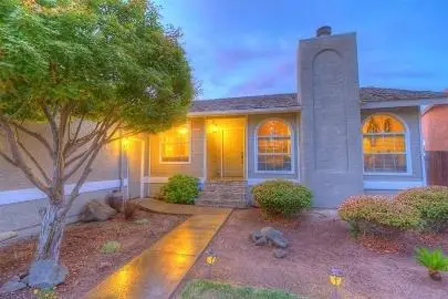 6044 E Illinois Avenue, Fresno, CA 93727 - Image #2