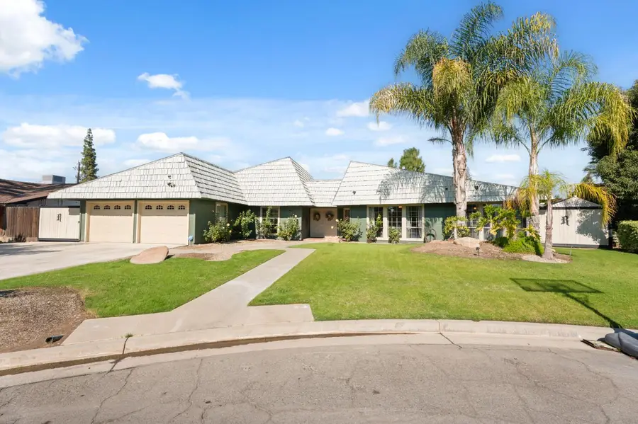 2778 W Robinwood Lane, Fresno, CA 93711 - Image #2