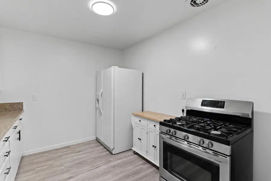 3745 S Kenmore Drive South, Fresno, CA 93703 - Image #3