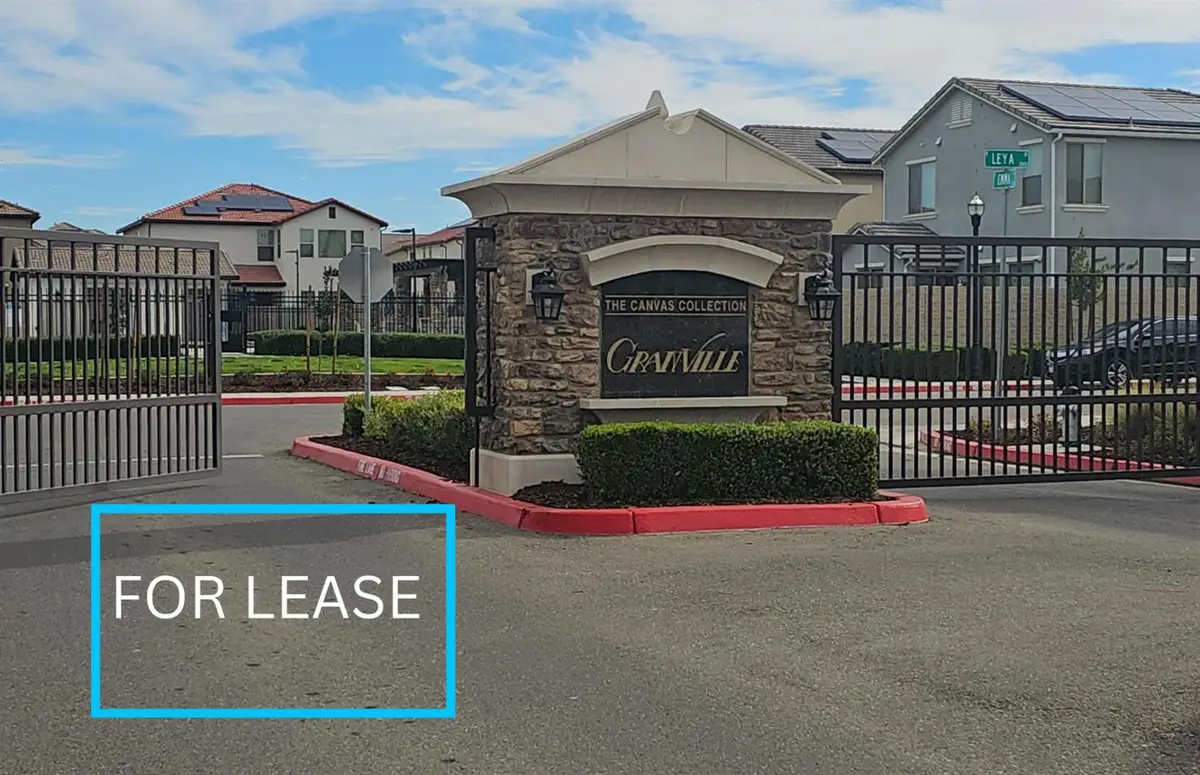 6211 E Sasha Drive, Fresno, CA 93727 - Image #1