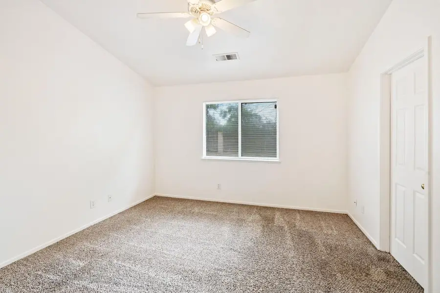 5304 W Ramona Avenue, Fresno, CA 93722 - Image #2