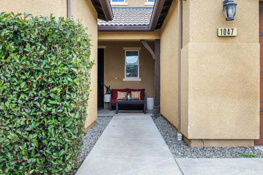 1047 Maine Avenue, Clovis, CA 93619 - Image #3