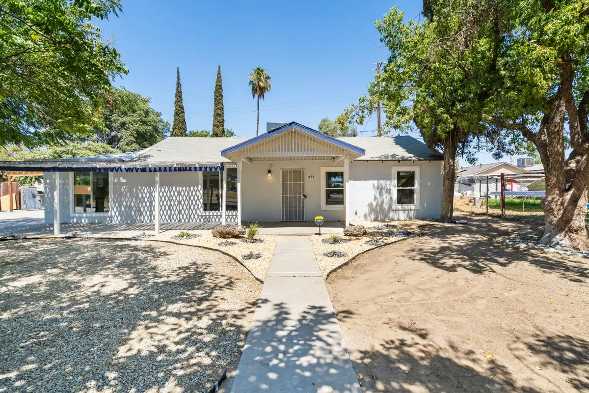 1554 W Thomas Avenue, Fresno, CA 93728 - Image #1