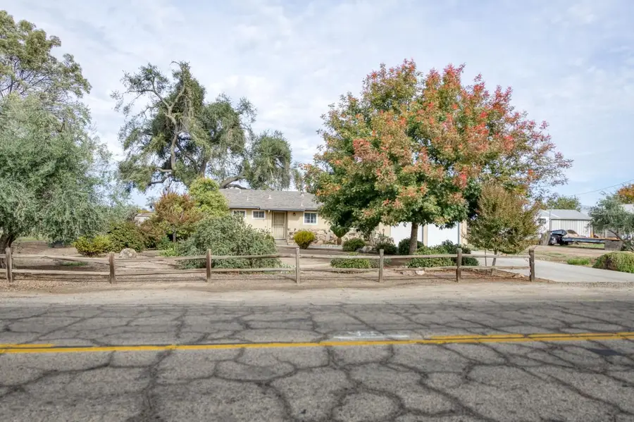 19616 E Parlier, Reedley, CA 93654 - Image #2