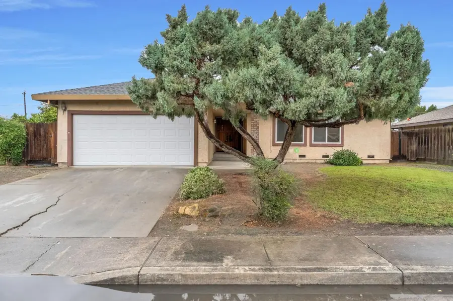 849 Golden Gate Avenue, Dos Palos, CA 93620 - Image #2