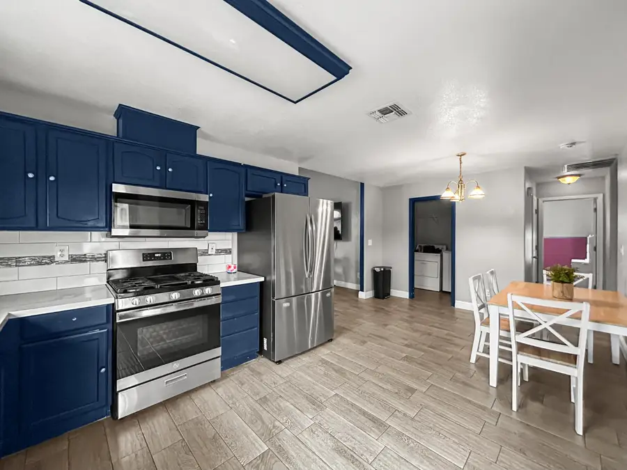 2349 S Sabre Avenue, Fresno, CA 93727 - Image #3