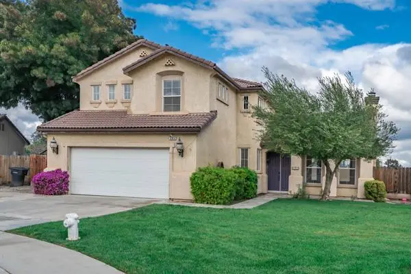 384 Millbrook Street, Hanford, CA 93230 - Image #2