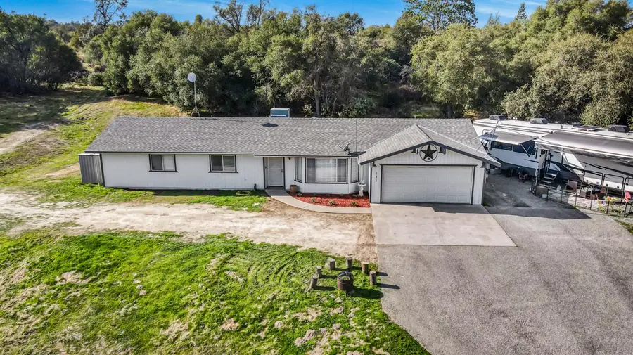 31643 Buck Run Lane, Coarsegold, CA 93614 - Image #2