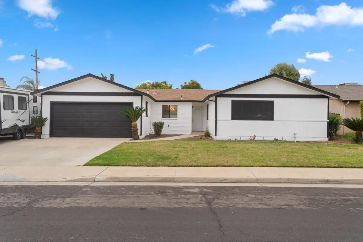 2932 Claremont Avenue, Clovis, CA 93611 - Image #1