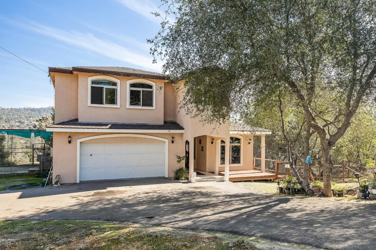 30793 N Dome Drive, Coarsegold, CA 93614 - Image #1