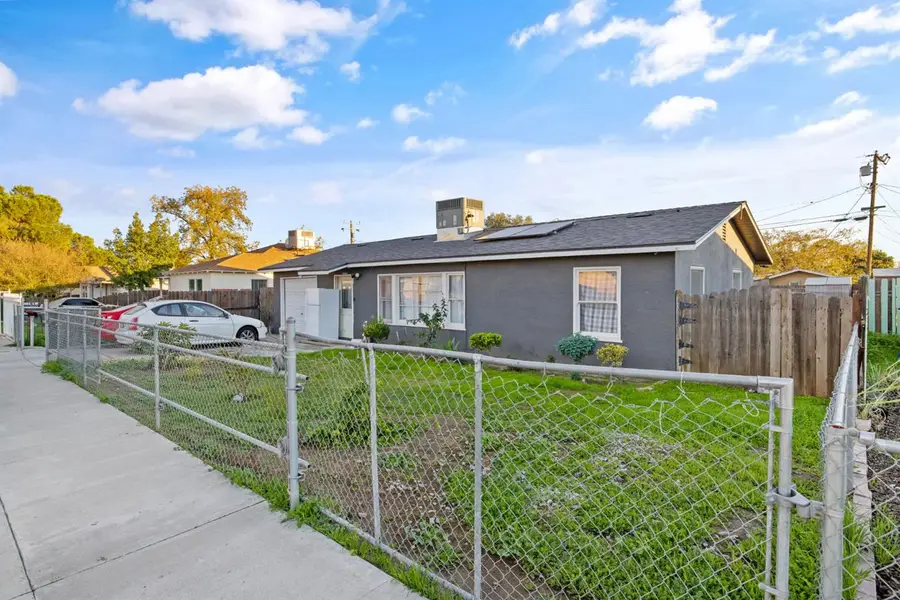 821 Lincoln Street, Hanford, CA 93230 - Image #2