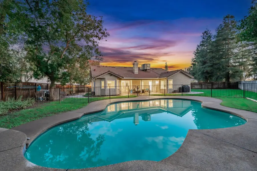 3386 W Stuart Avenue, Fresno, CA 93711 - Image #2