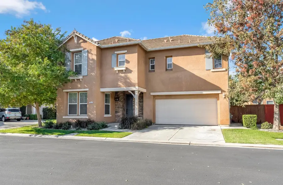 1856 N La Rue Lane, Clovis, CA 93619 - Image #2