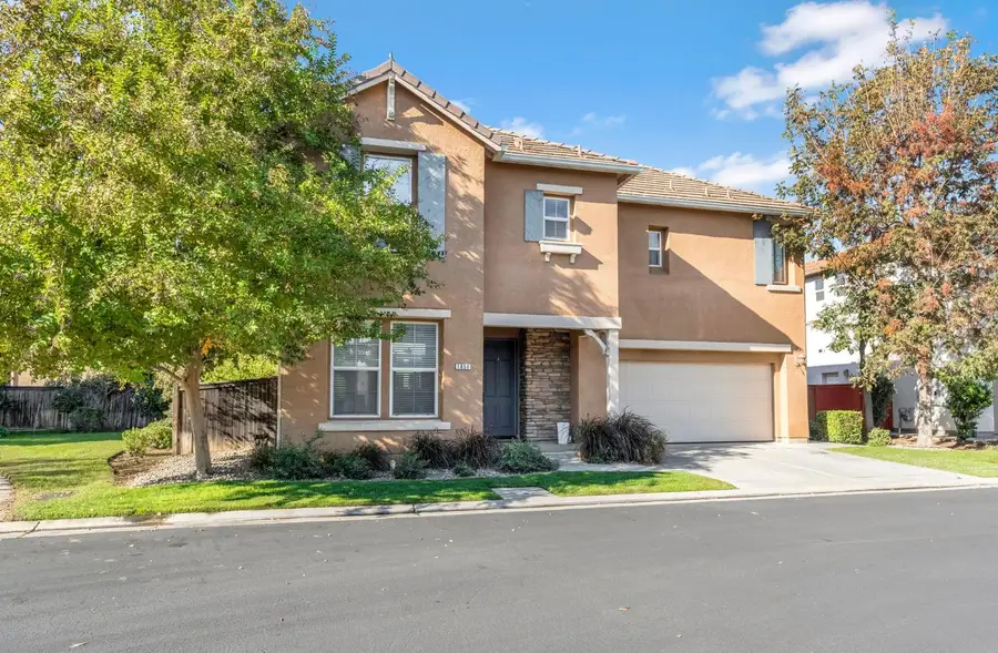 1856 N La Rue Lane, Clovis, CA 93619 - Image #3