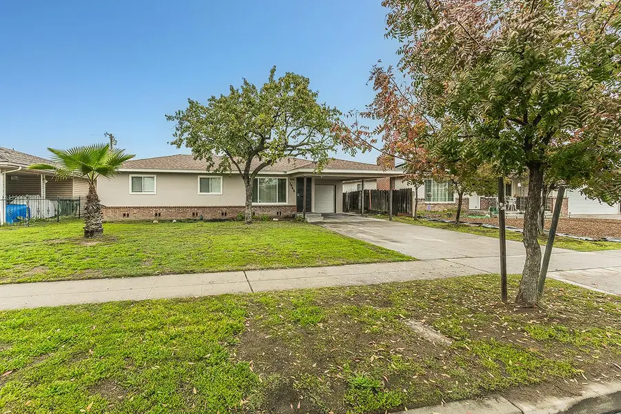 3945 E Cortland, Fresno, CA 93726 - Image #2