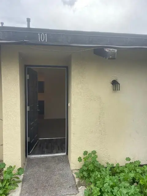 540 Argyle S #101, Fresno, CA 93727