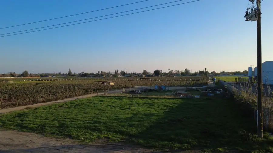 251 W Church Avenue, Fresno, CA 93706 - Image #3