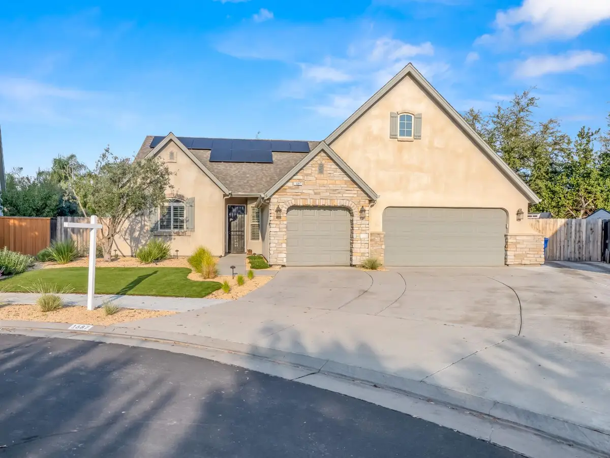 1687 N Karen Avenue, Clovis, CA 93619 - Image #1