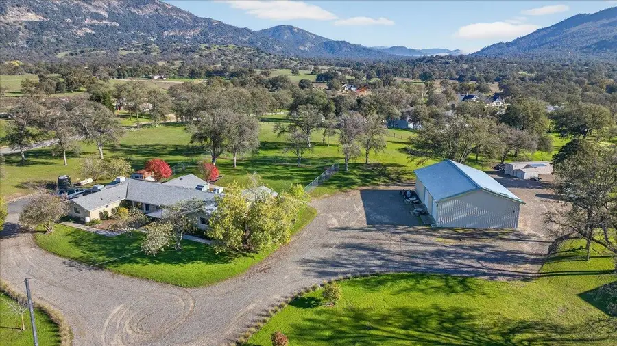 35102 Quail Oak Road, Auberry, CA 93602 - Image #3