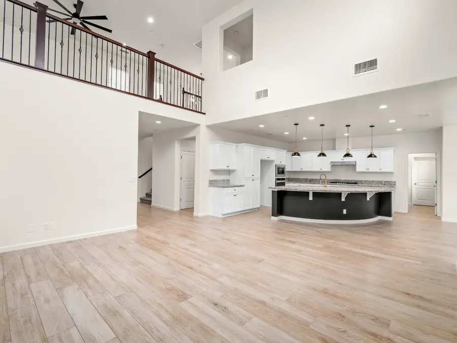 1040 San Marino Avenue, Clovis, CA 93619 - #3