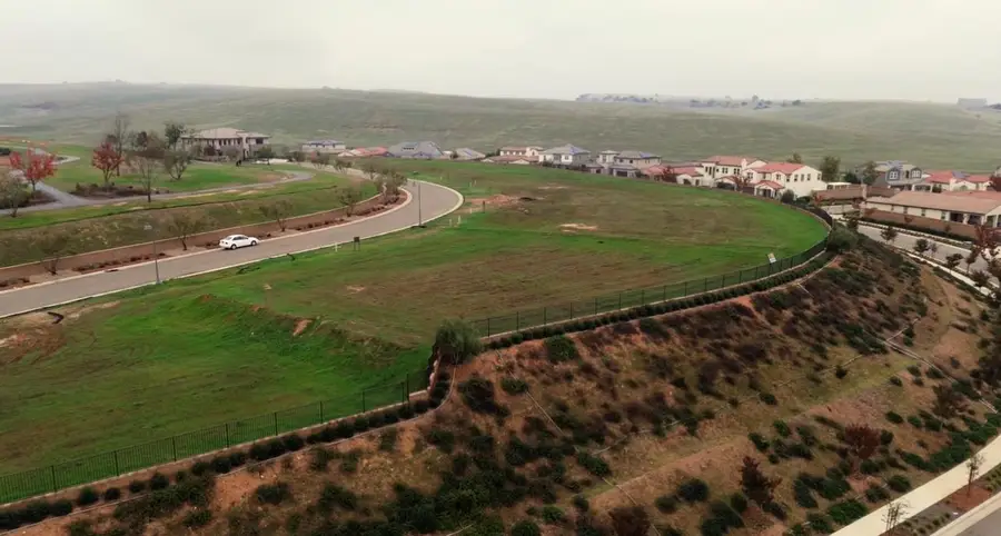 902 Terrace Place, Madera, CA 93636 - Image #2